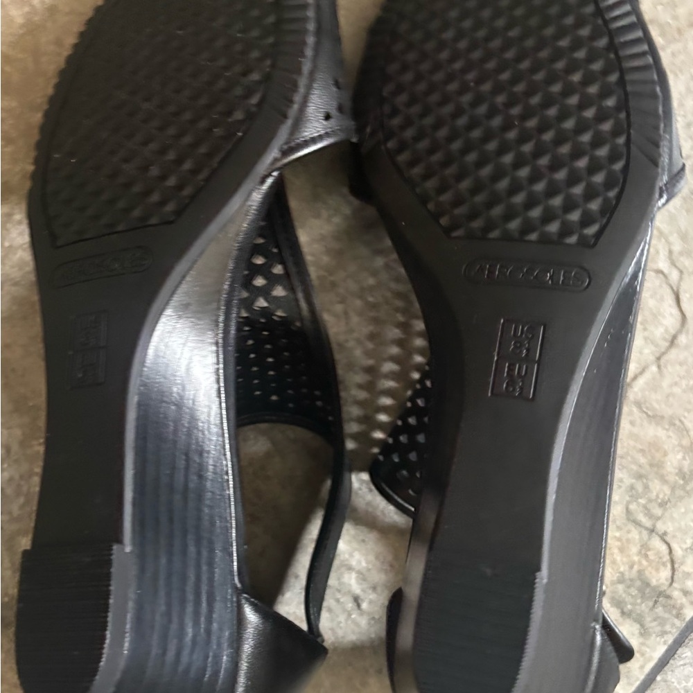 AEROSOLES Black Women’s heels - Picture 4 of 5